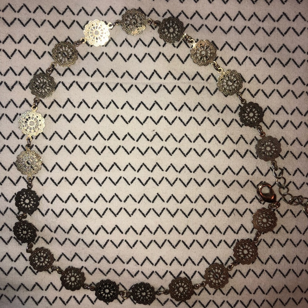 mandala short choker